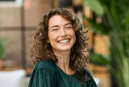 Profils de femmes célibataires Rennes, agence matrimoniale Unicis Rennes